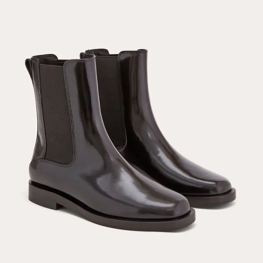 NEW EVERLANE The Chelsea Boot in black